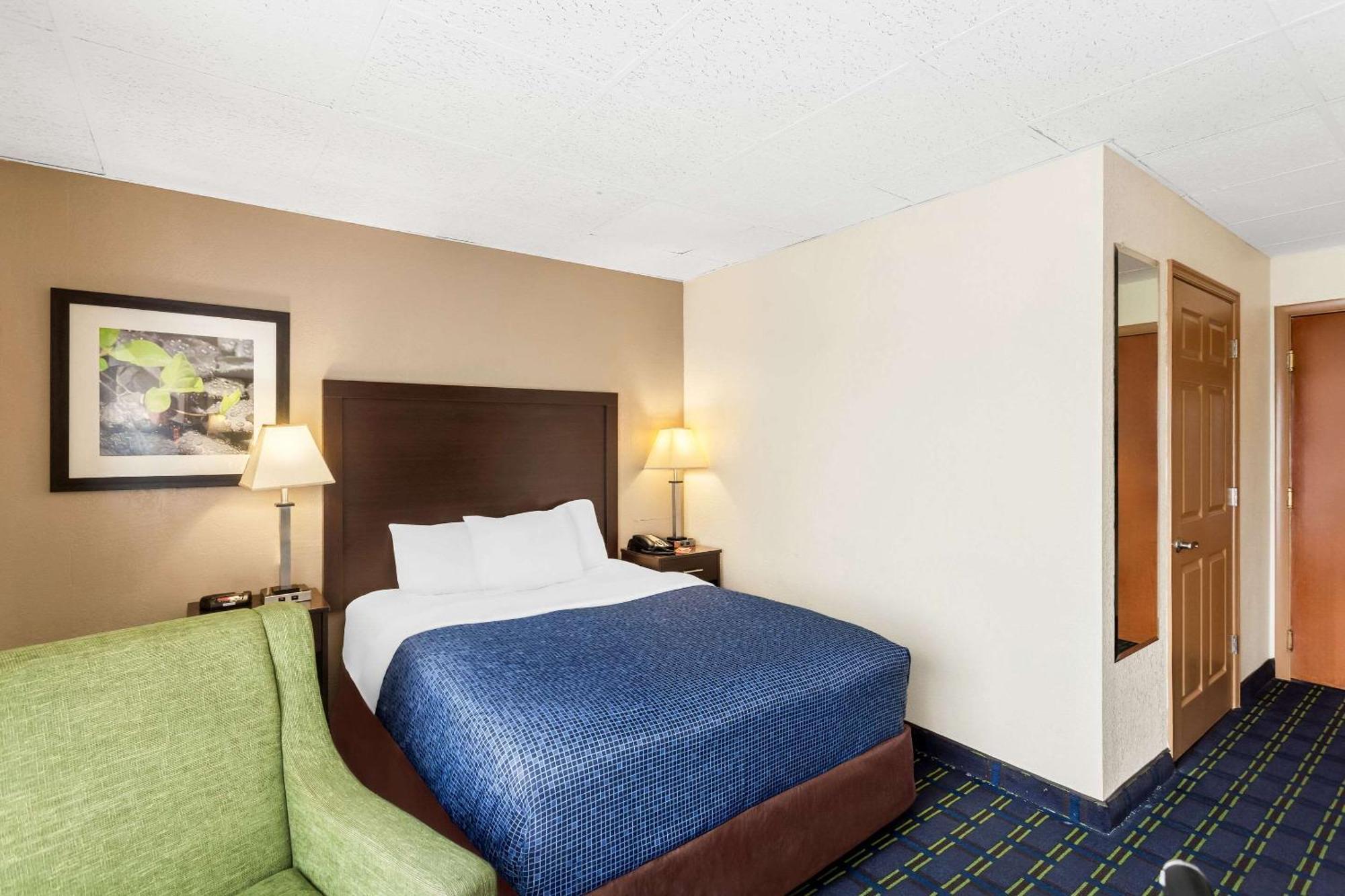 Econo Lodge Waynesboro - Skyline Drive Zewnętrze zdjęcie