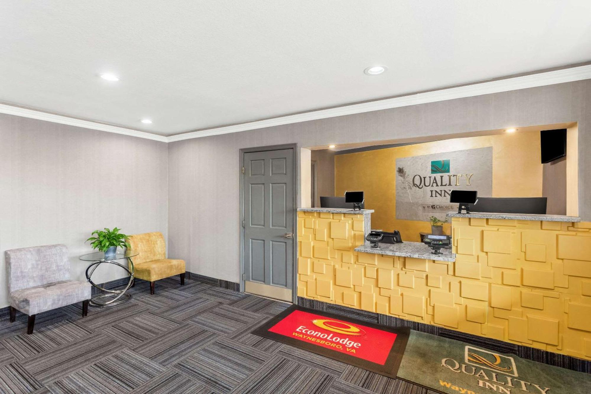 Econo Lodge Waynesboro - Skyline Drive Zewnętrze zdjęcie