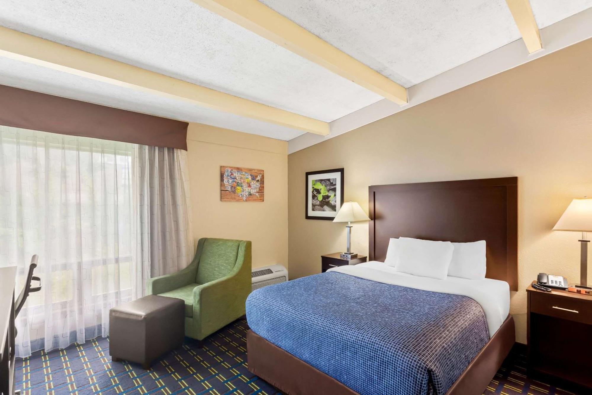 Econo Lodge Waynesboro - Skyline Drive Zewnętrze zdjęcie